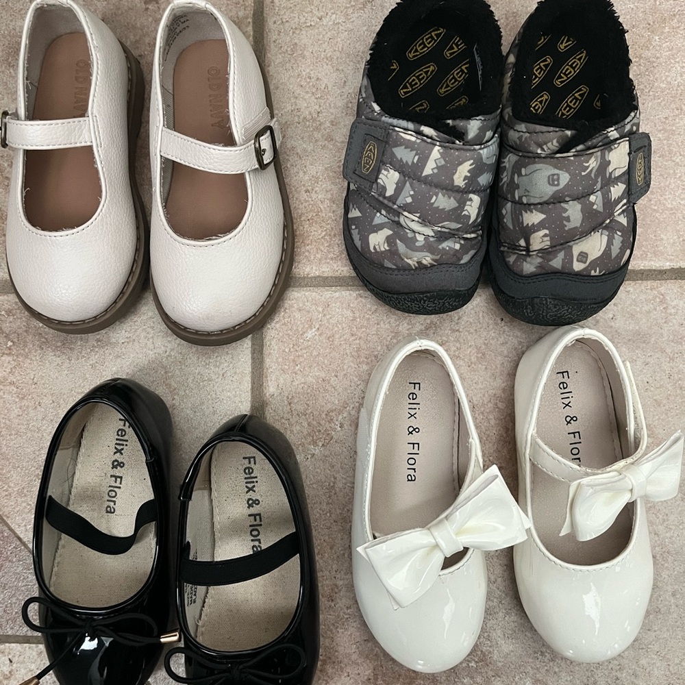 Size 7 toddler girl 4 pairs of shoes by KEEN FELIX&FLORA OLD NAVY